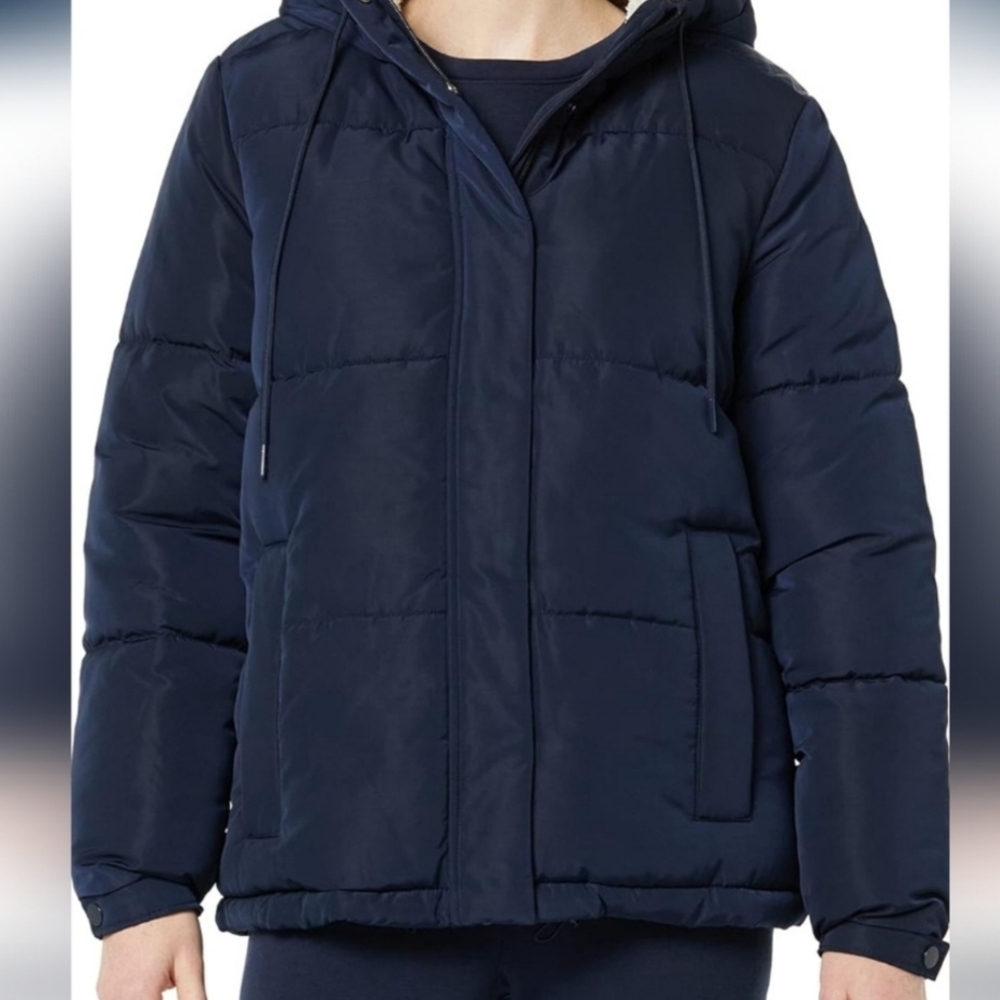 Navy Blue Water Repellent Sherpa Lined Hooded Puffer Jacket NWT